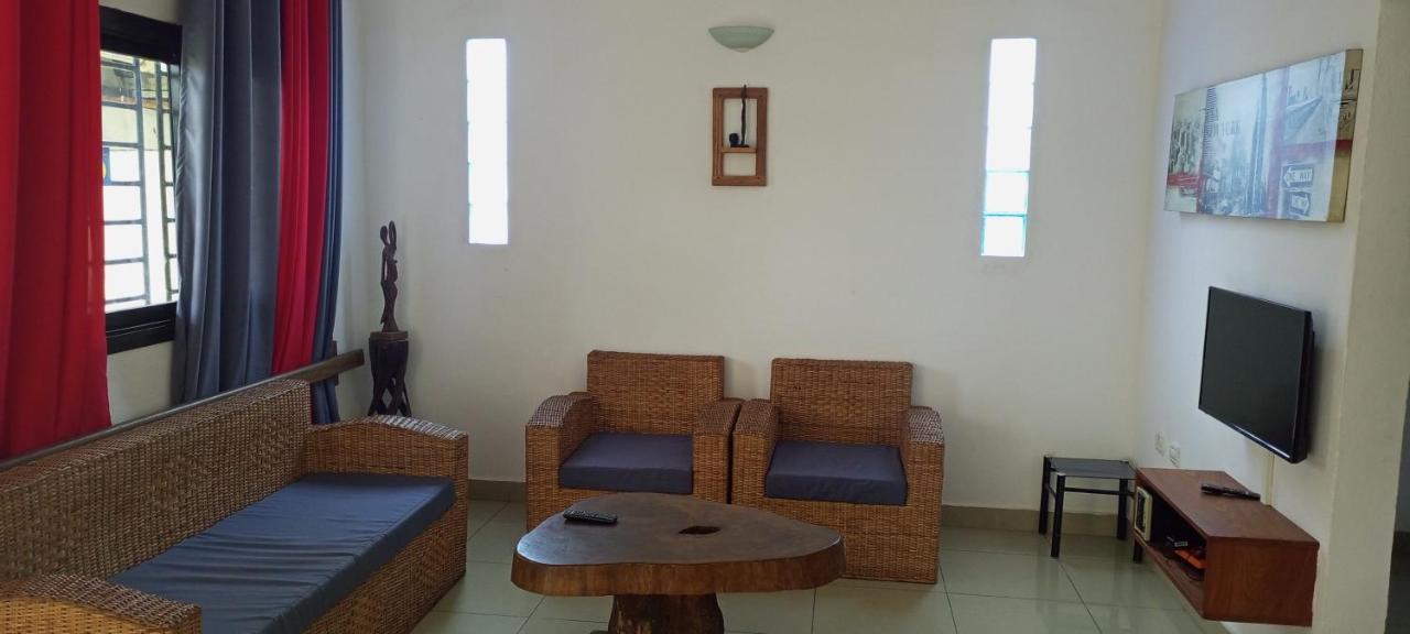 Maison De Vacances Maleh Kribi Kültér fotó